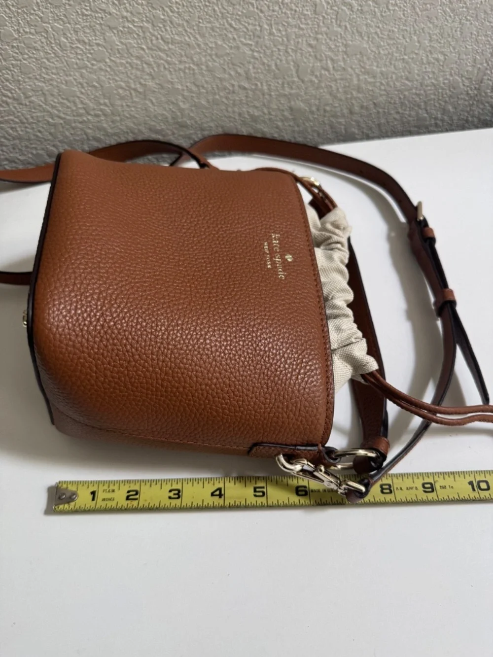 Kate Spade New York Hayes bucket bag- brand new